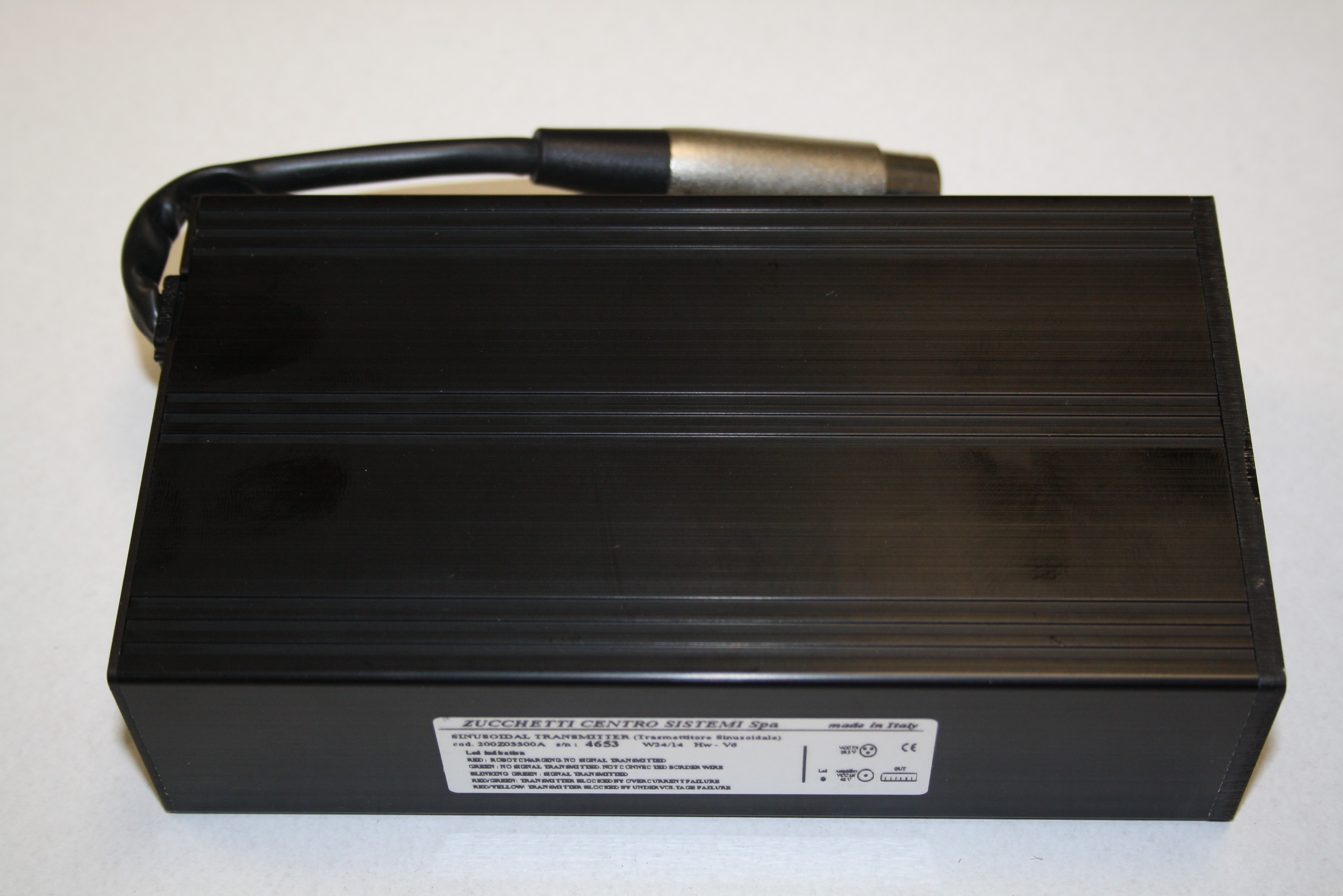 Transmetteur de signal sinusoïdal pour tondeuse robot Lizard, Ambrogio, Wiper , 200Z03300A, 1126-9112-01, 1126911201 - Pièces détachées & conso